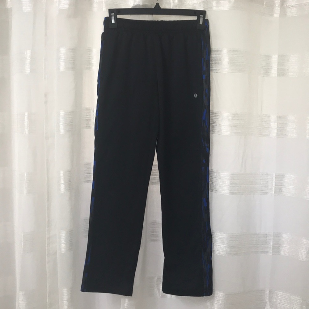 Boy’s joggers/sweatpants